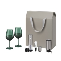   Emerald, Vintaro, Dante (2  +    + )