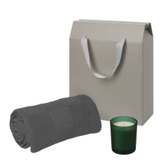   Enigma. Cella,  (, )