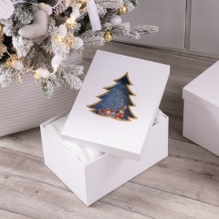 ������� Christmas Tree, M