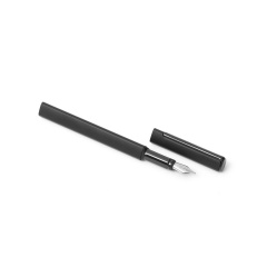   PININFARINA PF One BLACK