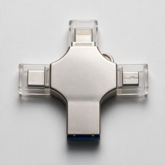 USB-������ 3.0 �� 32 �� 4-�-1 Ultra � ���������� �������
